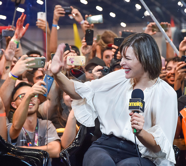 Milla Jovovich fala na Comic Con Experience