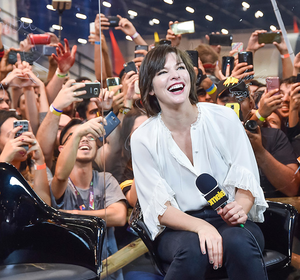 Milla Jovovich fala na Comic Con Experience