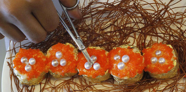 Conheça o sushi mais caro do mundo e o glowing sushi!